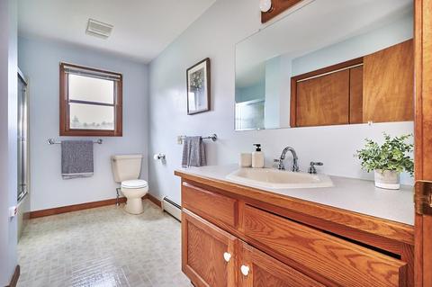 35 Clapp St, Easthampton, MA 01027 photo 22