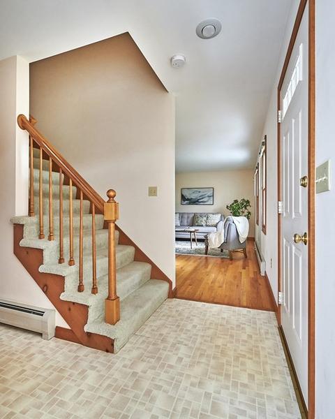 35 Clapp St, Easthampton, MA 01027 photo 16