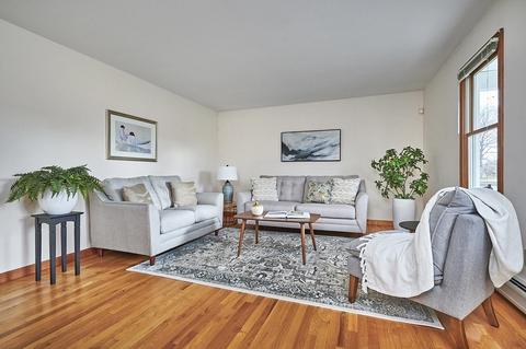 35 Clapp St, Easthampton, MA 01027 photo 6