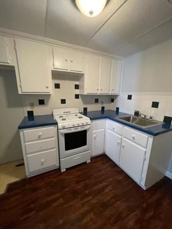 137 Fifth St, Fall River, MA 02721 photo 2