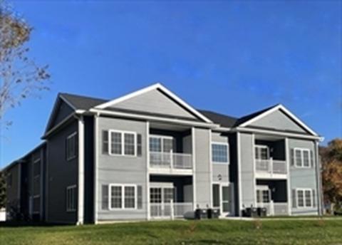 815 Bedford St #4, Whitman, MA 02382