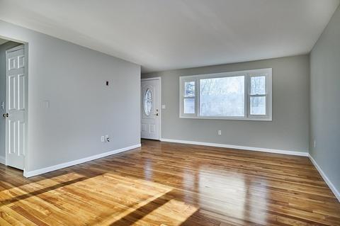 8 Jones Dr, Easthampton, MA 01027 photo 8