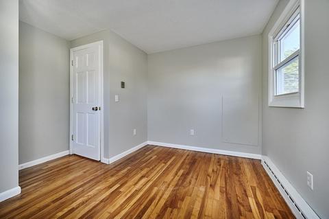 8 Jones Dr, Easthampton, MA 01027 photo 13