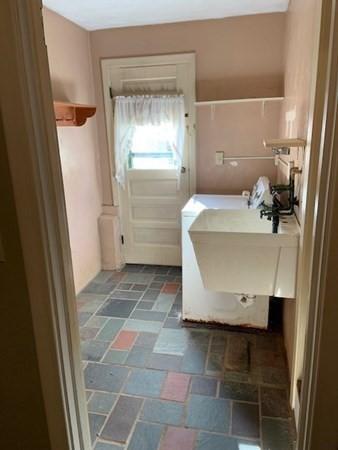 20 Chickering Rd, Dedham, MA 02026 photo 12