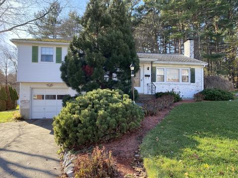 20 Chickering Rd, Dedham, MA 02026 photo 1
