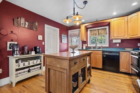 6 Burley St, Danvers, MA 01923 photo 9