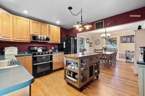 6 Burley St, Danvers, MA 01923 photo 11