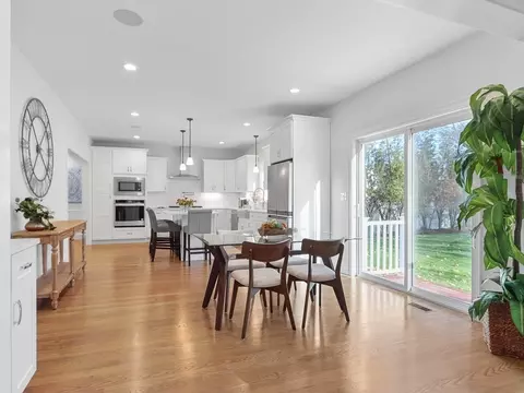 834 Central Ave, Needham, MA 02492 photo 11