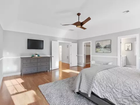 834 Central Ave, Needham, MA 02492 photo 27