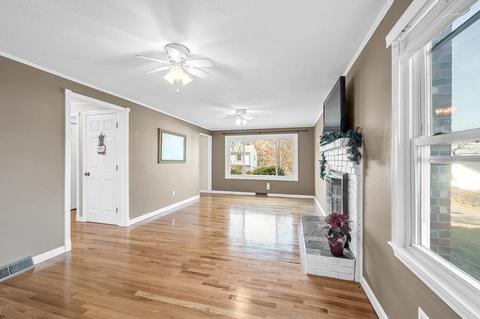 89 Sawmill Rd, Springfield, MA 01118 photo 6