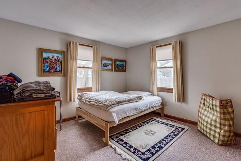 57 Champlain Ave, Springfield, MA 01151 photo 14