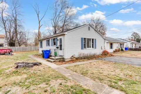 57 Champlain Ave, Springfield, MA 01151 photo 3