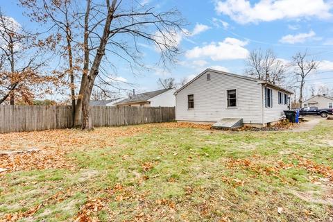 57 Champlain Ave, Springfield, MA 01151 photo 20