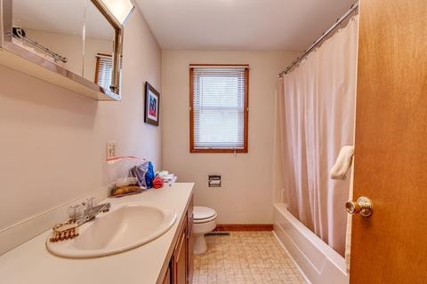 57 Champlain Ave, Springfield, MA 01151 photo 17