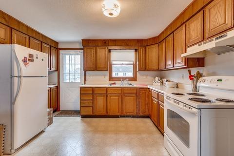 57 Champlain Ave, Springfield, MA 01151 photo 6