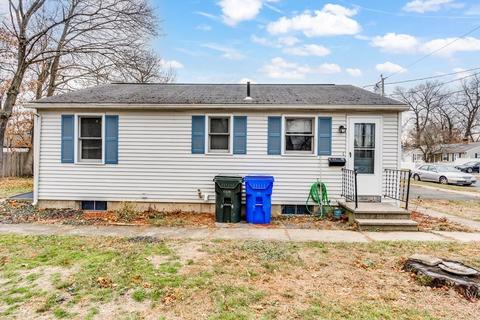 57 Champlain Ave, Springfield, MA 01151 photo 2
