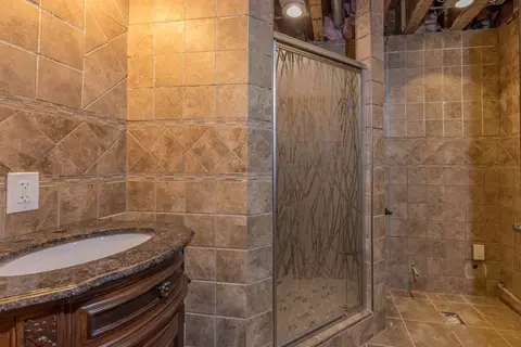 62 5 64 Laurel St, Worcester, MA 01605 photo 14