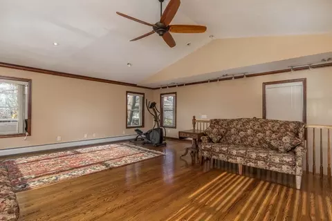 62 5 64 Laurel St, Worcester, MA 01605 photo 23