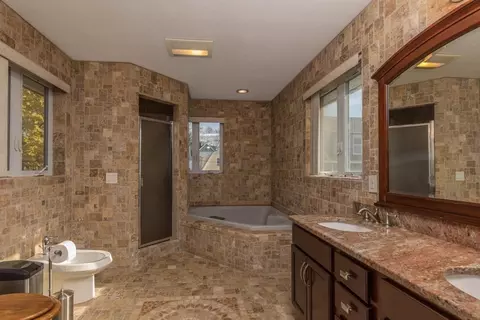 62 5 64 Laurel St, Worcester, MA 01605 photo 24