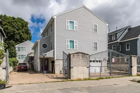 62 5 64 Laurel St, Worcester, MA 01605 photo 2