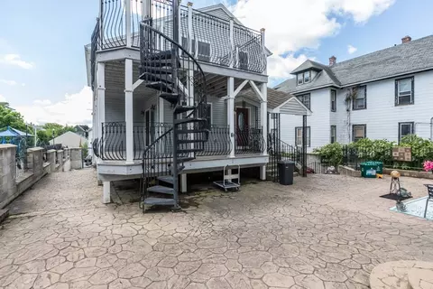 62 5 64 Laurel St, Worcester, MA 01605 photo 15