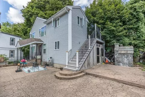 62 5 64 Laurel St, Worcester, MA 01605 photo 18