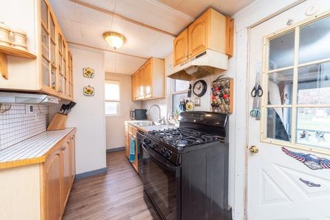 74 Flagg St, Clinton, MA 01510 photo 8