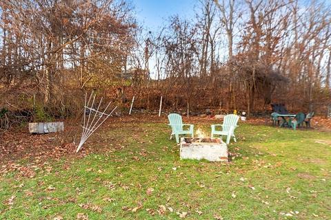 74 Flagg St, Clinton, MA 01510 photo 6