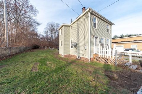 74 Flagg St, Clinton, MA 01510 photo 3