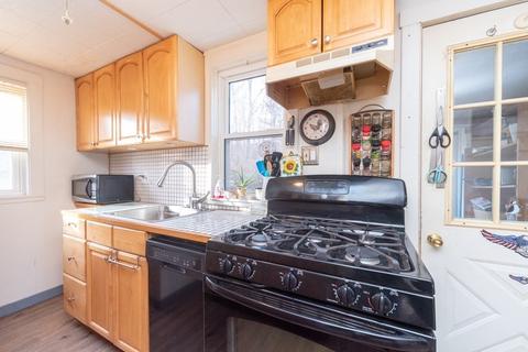 74 Flagg St, Clinton, MA 01510 photo 10