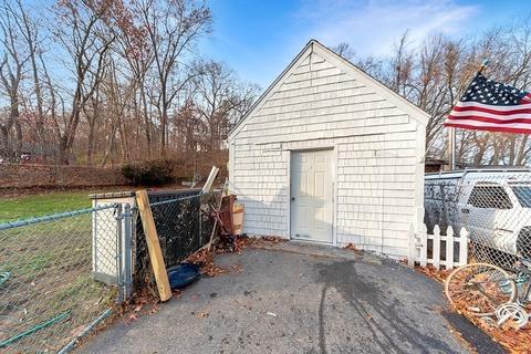 74 Flagg St, Clinton, MA 01510 photo 4