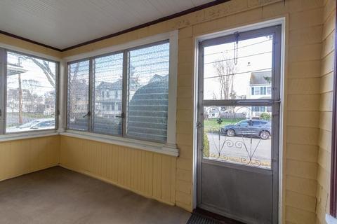 4 Devon, Beverly, MA 01915 photo 2