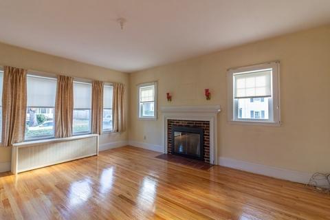 4 Devon, Beverly, MA 01915 photo 3