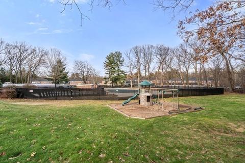 30 Halifax Ct #A, Springfield, MA 01108 photo 24