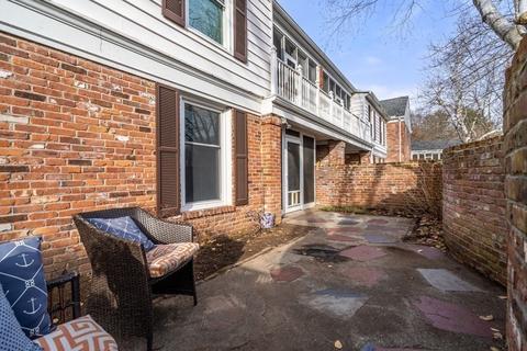 30 Halifax Ct #A, Springfield, MA 01108 photo 8