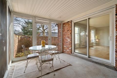 30 Halifax Ct #A, Springfield, MA 01108 photo 6
