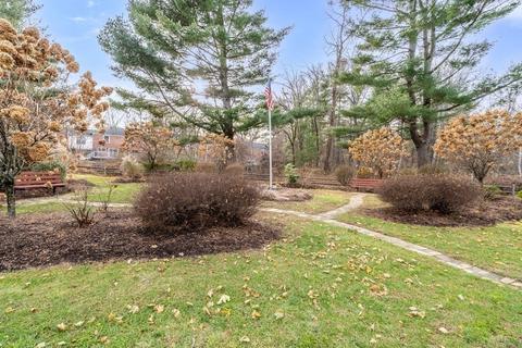 30 Halifax Ct #A, Springfield, MA 01108 photo 23
