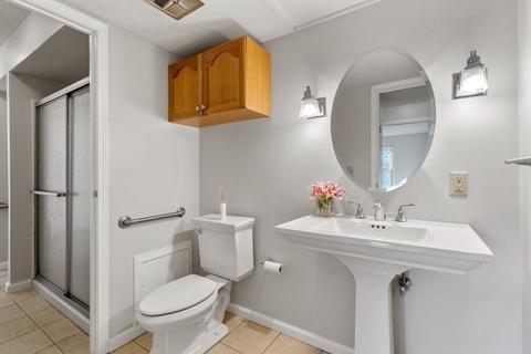 30 Halifax Ct #A, Springfield, MA 01108 photo 22