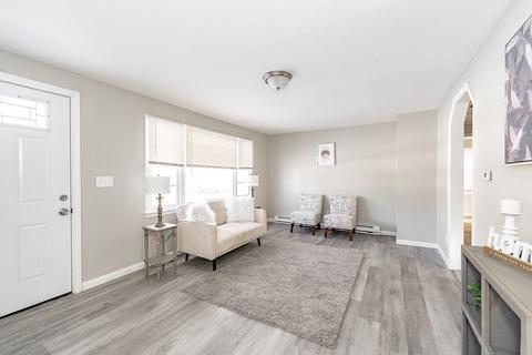 57 Edbert St, Chicopee, MA 01020 photo 9
