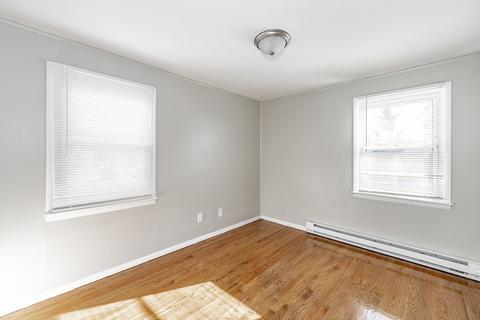 57 Edbert St, Chicopee, MA 01020 photo 14
