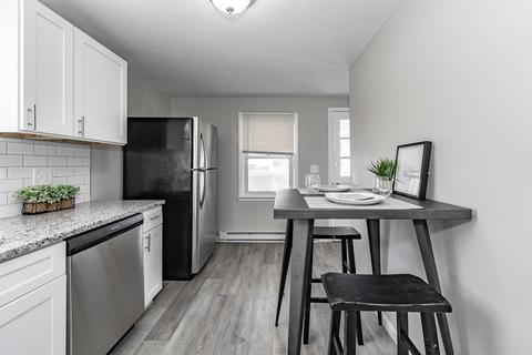 57 Edbert St, Chicopee, MA 01020 photo 4