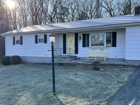 17 Asselin Ave, Webster, MA 01570 photo 5