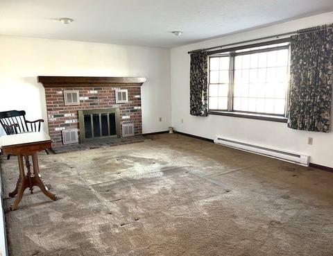 17 Asselin Ave, Webster, MA 01570 photo 8
