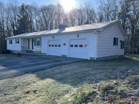 17 Asselin Ave, Webster, MA 01570 photo 4