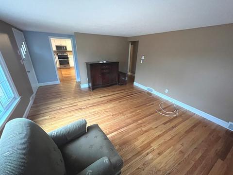 26 Brewster St, Springfield, MA 01119 photo 8