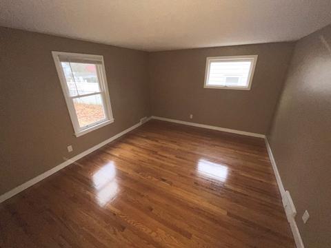26 Brewster St, Springfield, MA 01119 photo 12