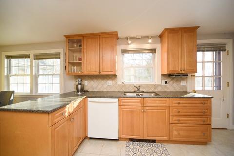 70 Taylor Rd, Acton, MA 01720 photo 8