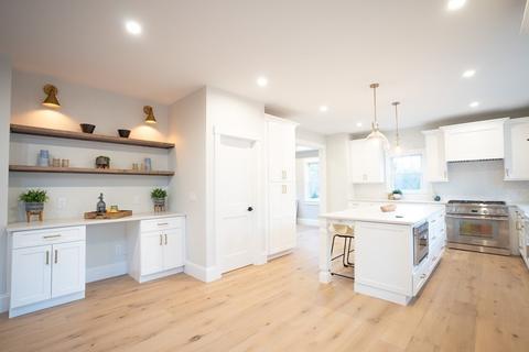 42 Colonial Rd, Hingham, MA 02043 photo 3