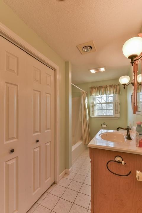 22 Jaybee Ave, Dudley, MA 01571 photo 26