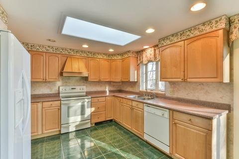 22 Jaybee Ave, Dudley, MA 01571 photo 17